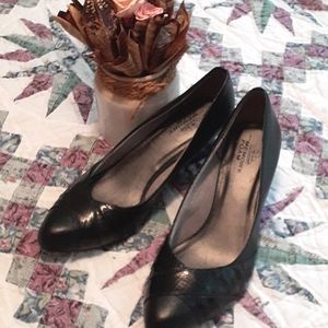 Life Stride Memory Foam Size 9 Black Dress Shoes/Heels